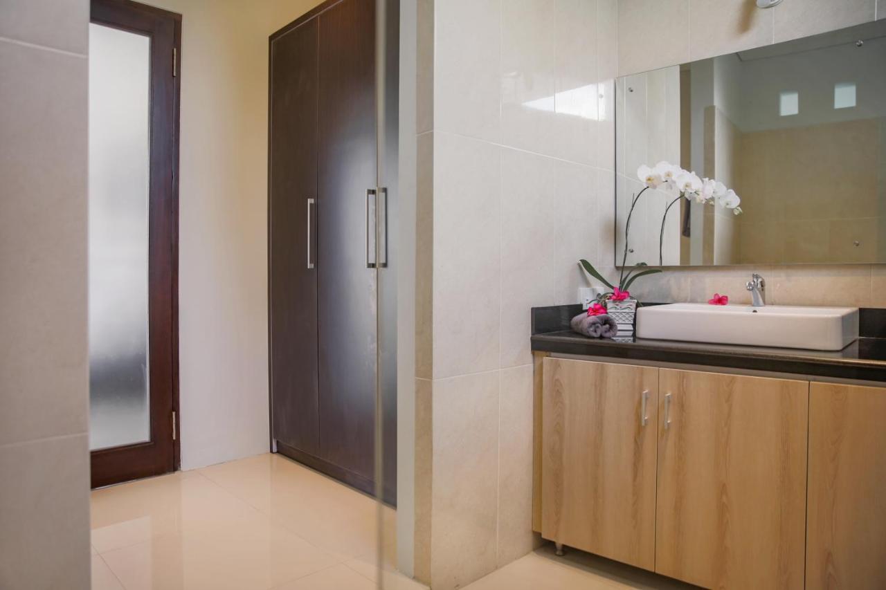 Villa 66, 5 Min Walk To Double 6 Beach Seminyak  Luaran gambar